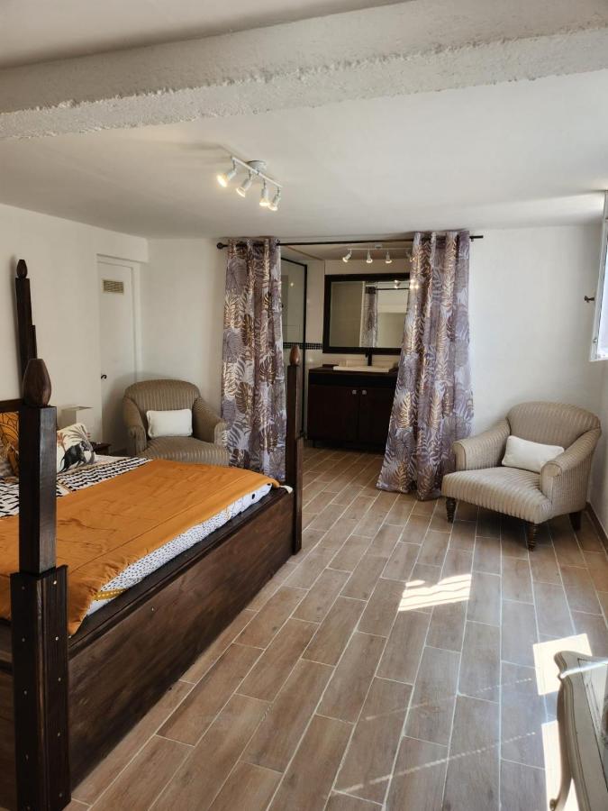 La Maison Du Petit Thomas Taradeau 외부 사진